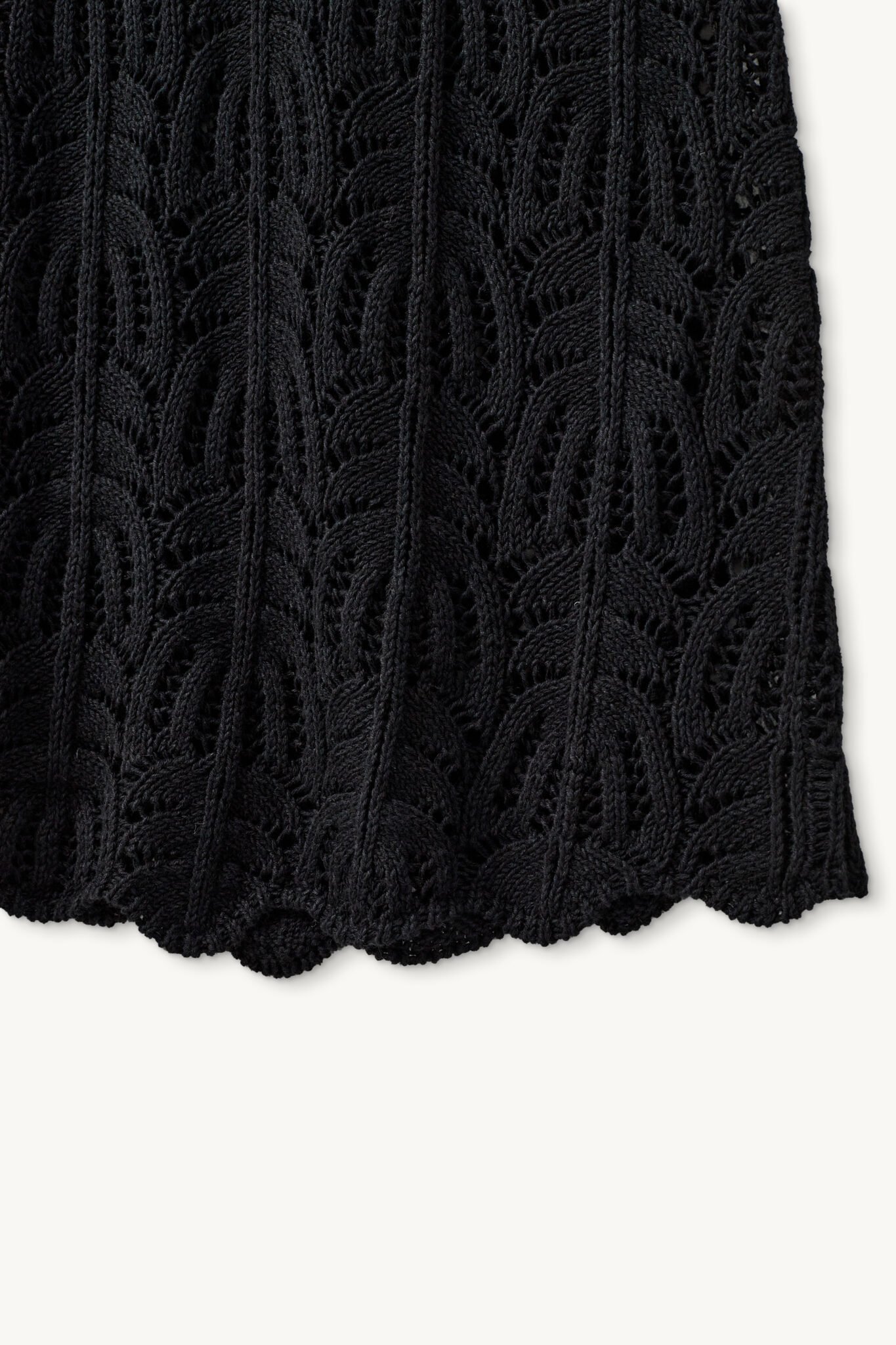 The_Garment_20379_Egypt_Crochet_Skirt_020_3-1365x2048.jpg