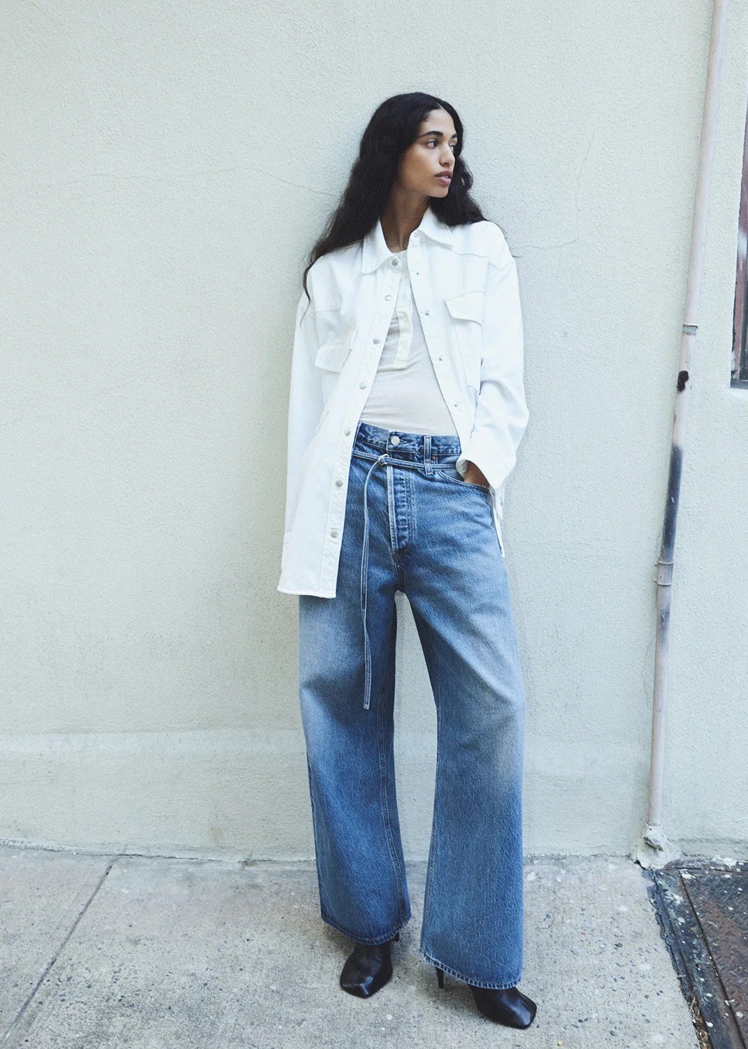 A228B-1535_EMMI_JEAN_INTUITION.jpg