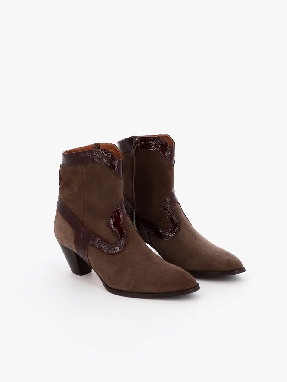 Socque-Georgia-Noisette-Bottine-Talon-Marron-Taupe-Bordeaux-Nubuck-Daim-3_4_cab63065-af6d-4e96-8efd-fc0b42ccbfea.jpg