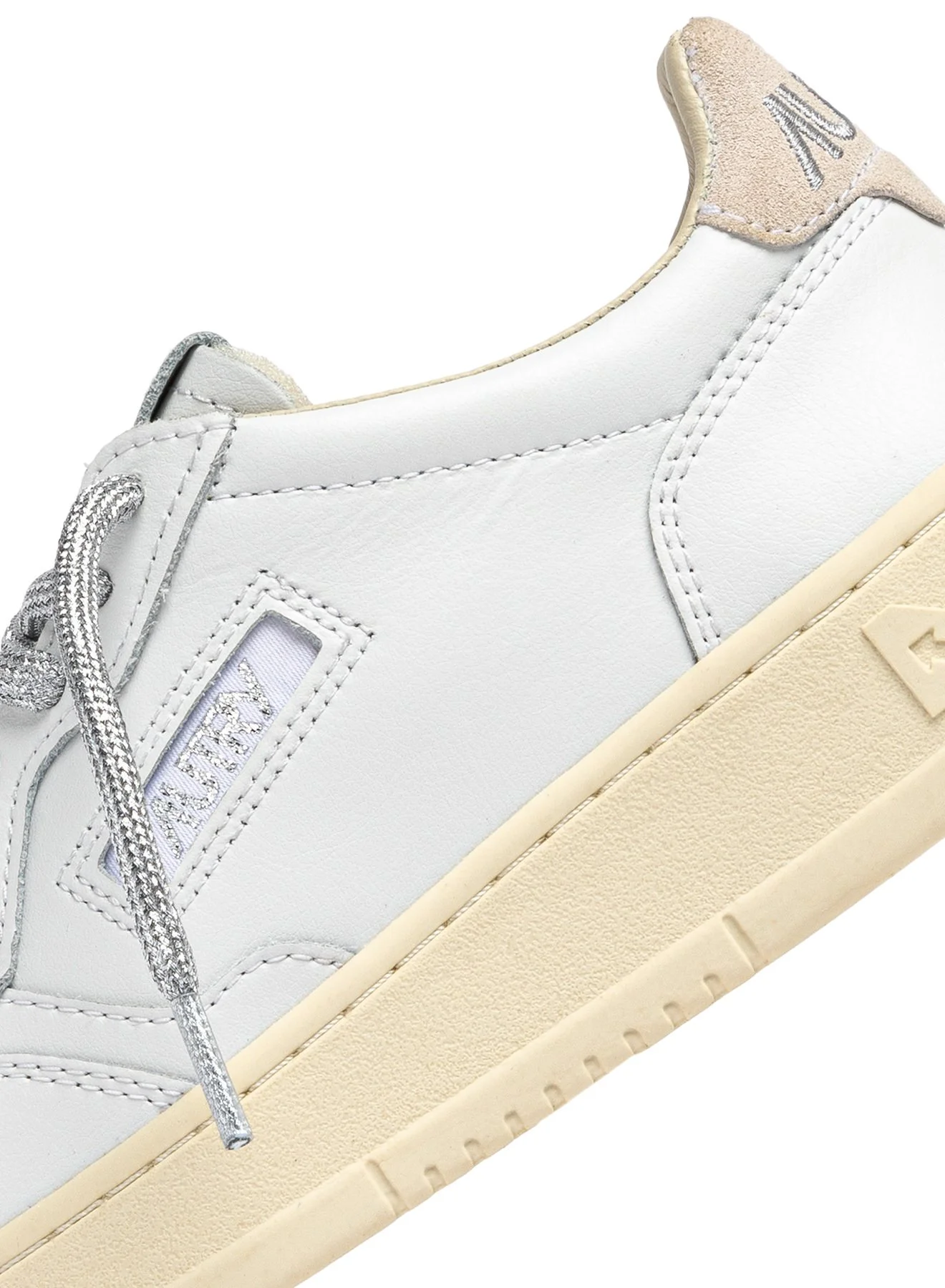 Autry - Low Med White Swoll SW02 - Silver