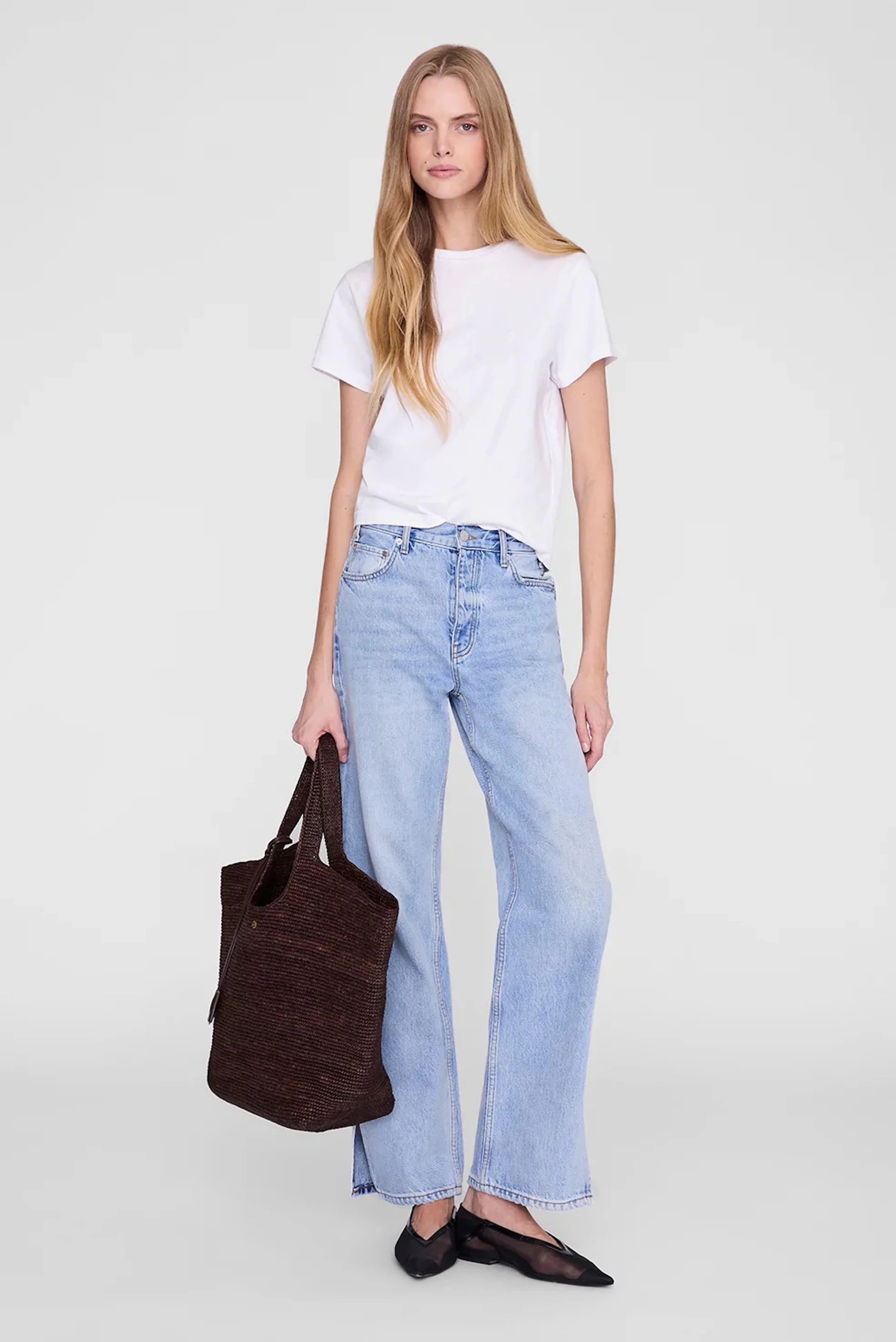 AB-SHELLEY_TEE-WHITE_A-08-12680-WTI26_4847_1700x.jpg