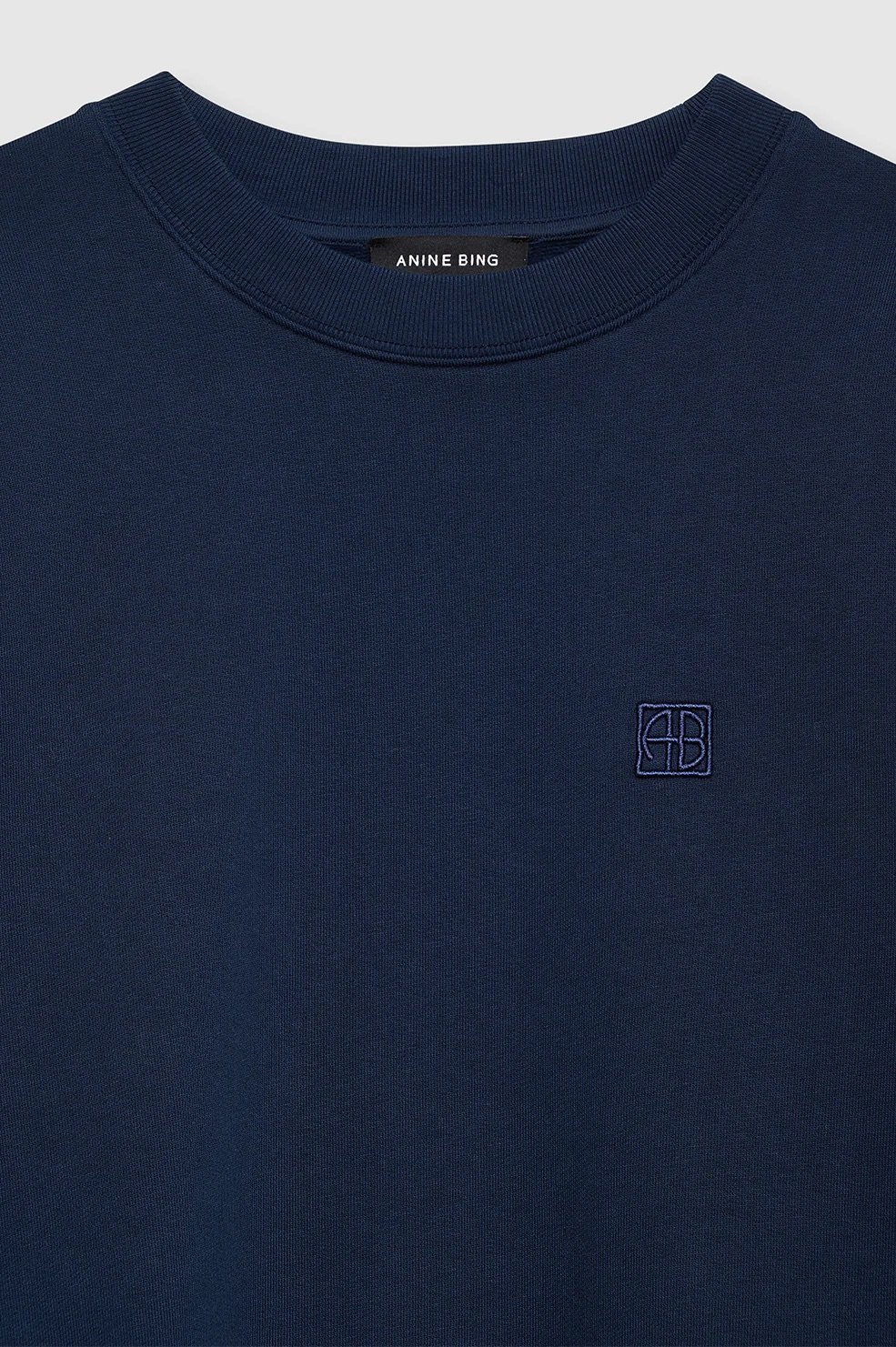 AB_MILES-SWEATSHIRT-FRAMED-MONOGRAM---WASHED-NAVY_A-08-11205-BEL26_PACKSHOT-1_985x.jpg