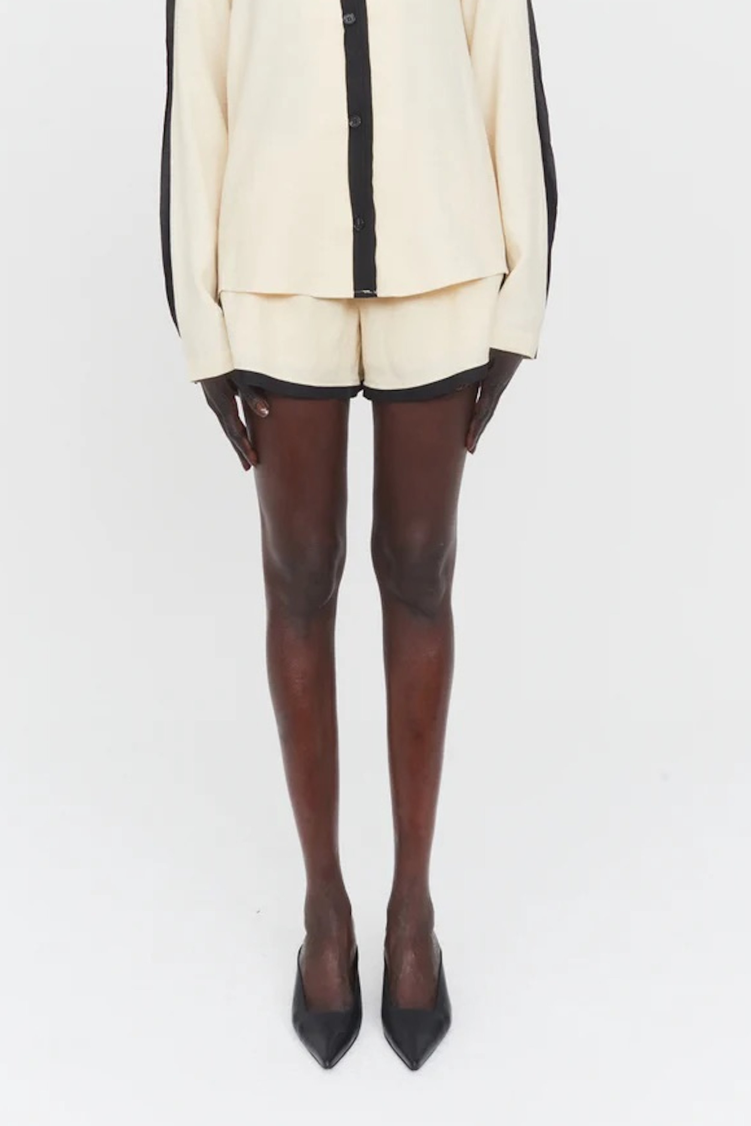 The_Garment_21157_Rafaelle_Shorts_Banana_milk_213_10.jpg