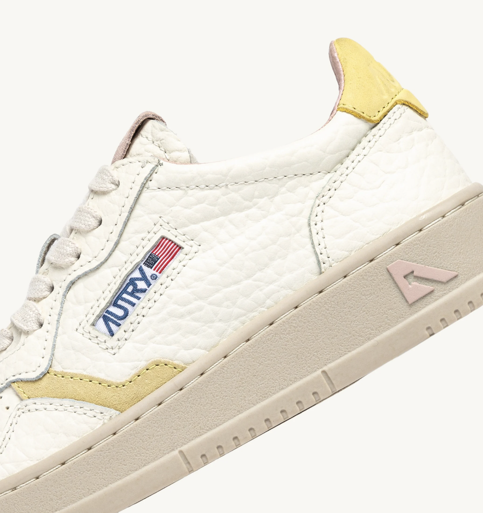 Autry - Low Med Elephant NE14 - Meringue