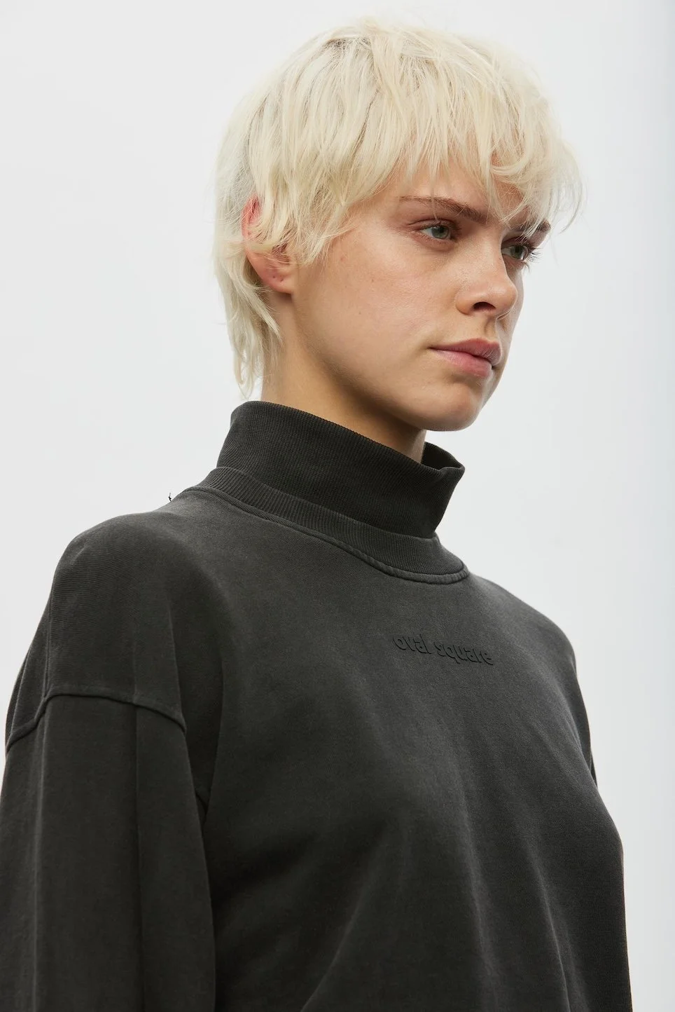 Oval Square - Noel Rib Crewneck - Black Washed