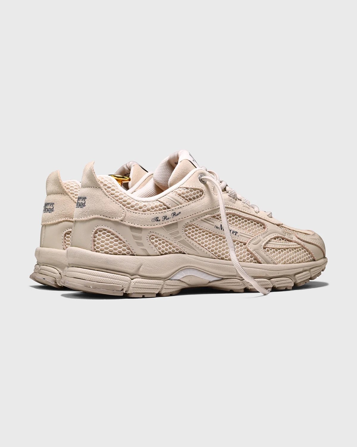 Re_run_suede_ME252005-104__LightSand_0003.jpg