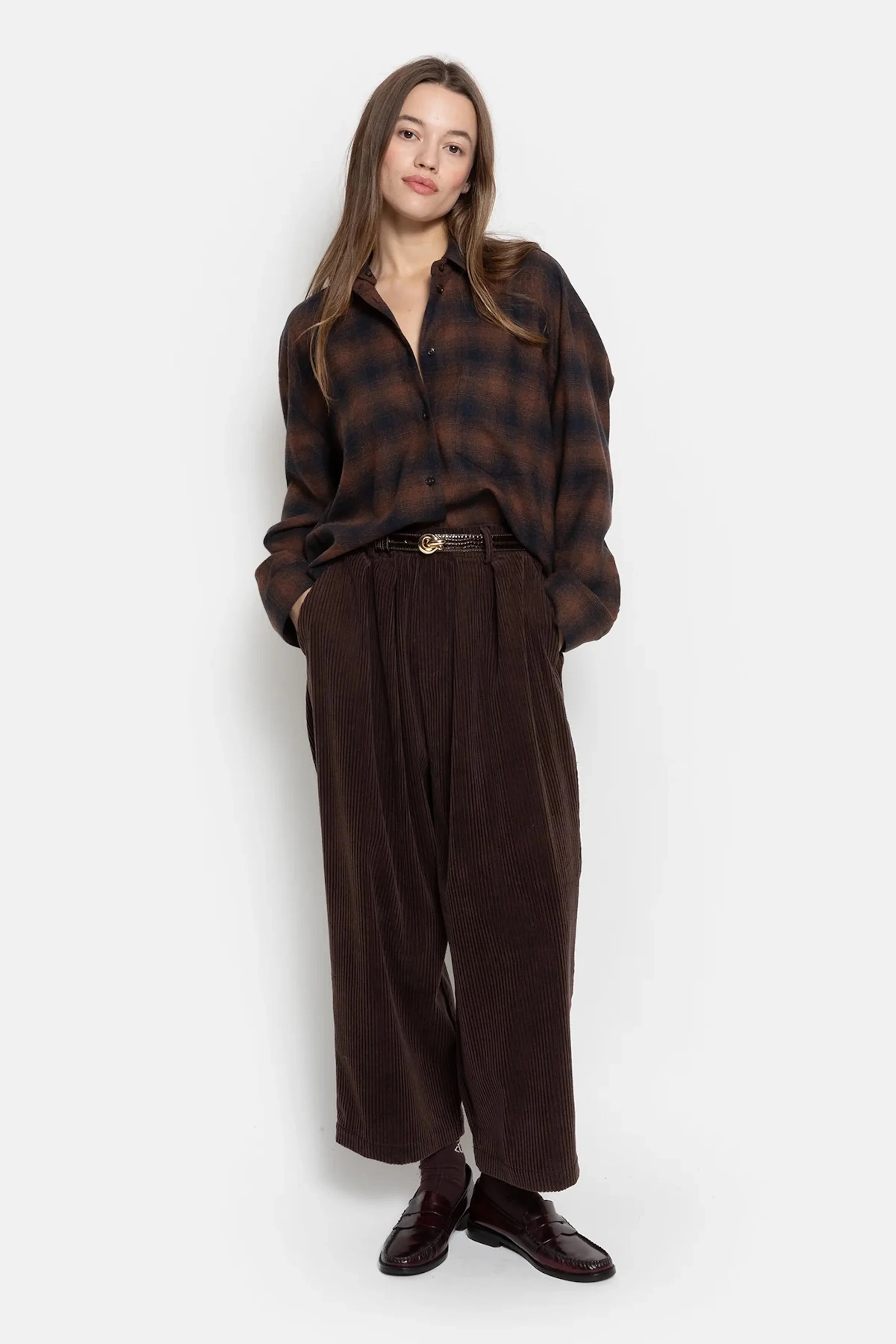 Âme - Kick Pleated Velvet Pant - Brown