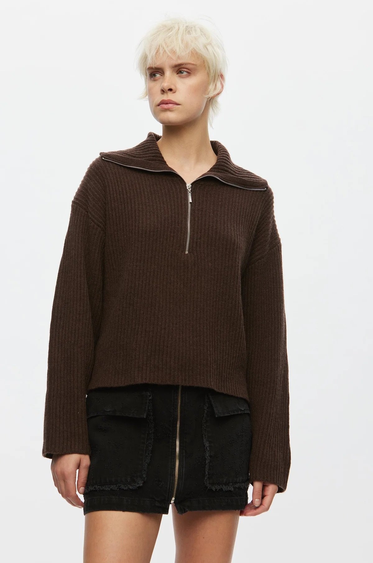 Oval Square - Fave Zip Knit - Dark Oat