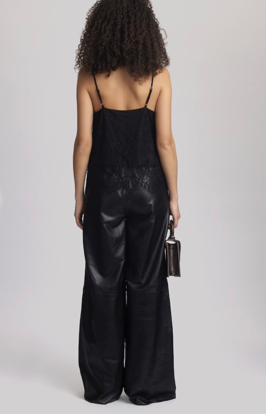 Gestuz - Laica Slip Top - Black