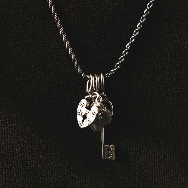 pendentif-coeur-secret-amovible-argent.jpg