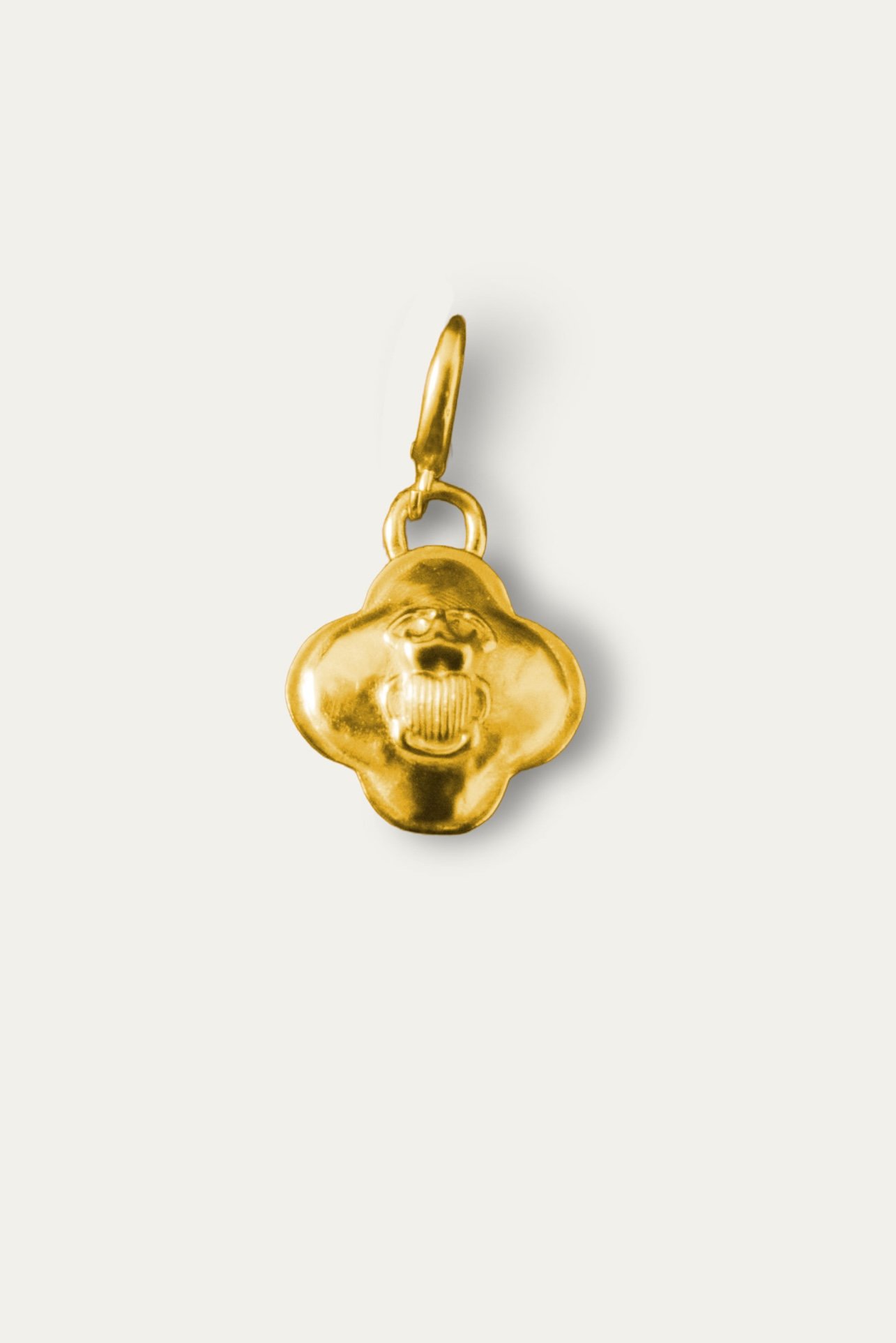 pendentif-scarabee-amovible-or1.jpg