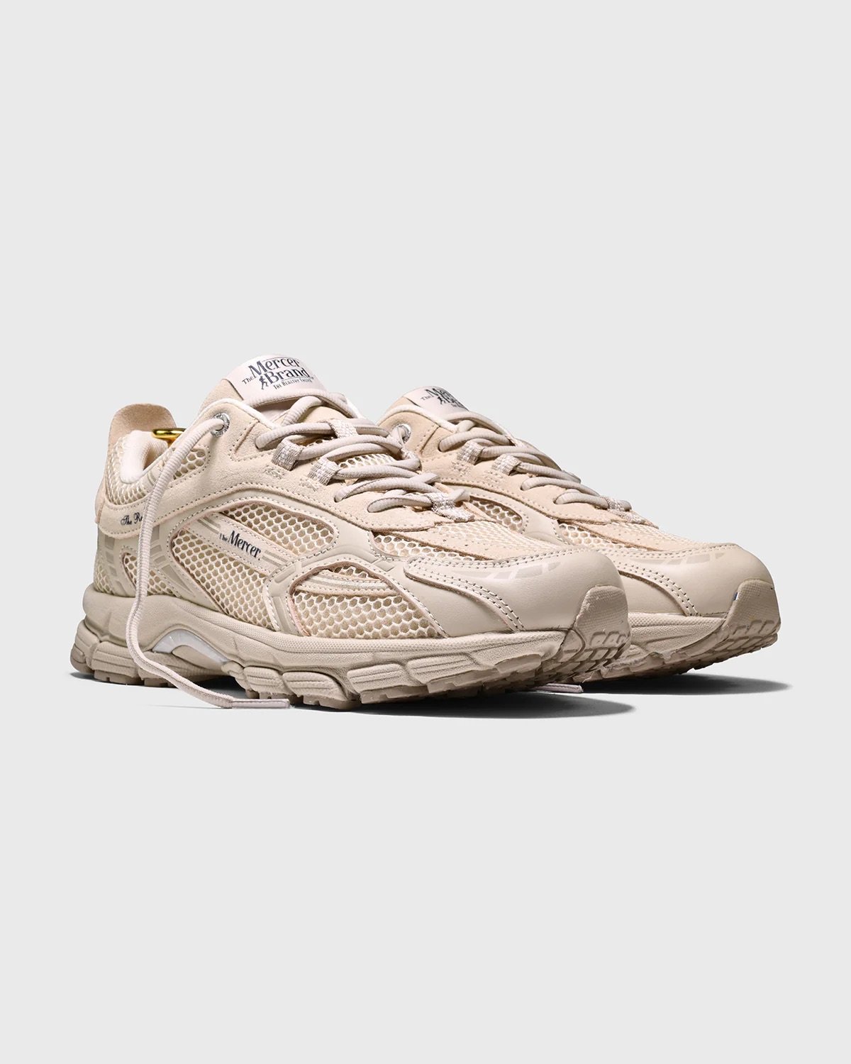 Re_run_suede_ME252005-104__LightSand_0002.jpg