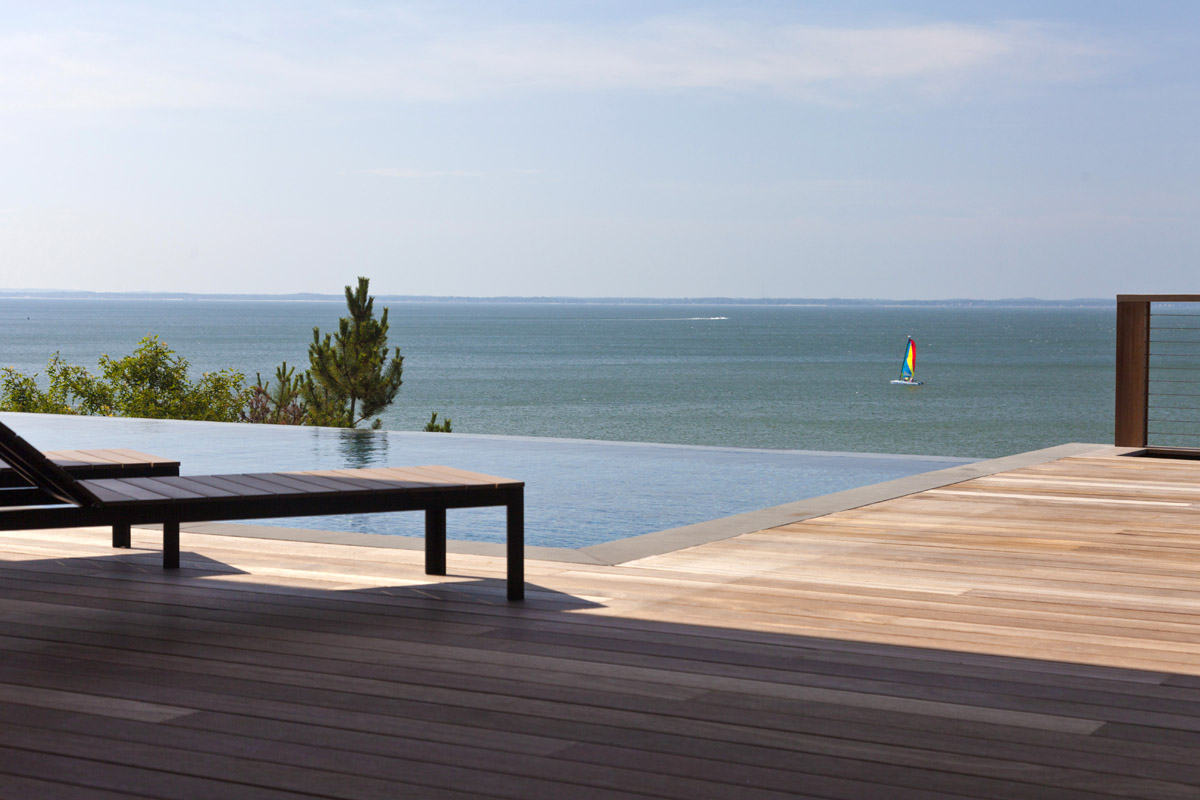 MKL_Construction_Hamptons_Building_Modern_Waterfront_Home007.jpg