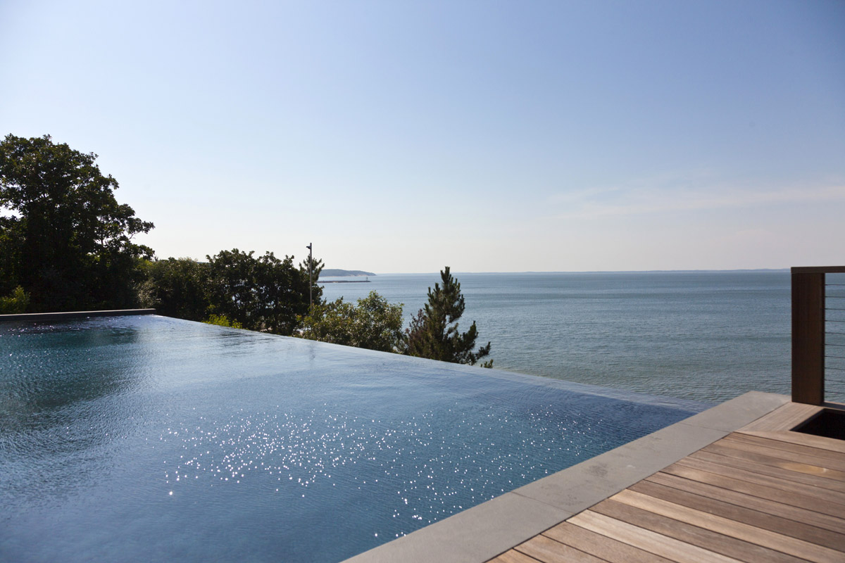 MKL_Construction_Hamptons_Building_Modern_Waterfront_Home012.jpg