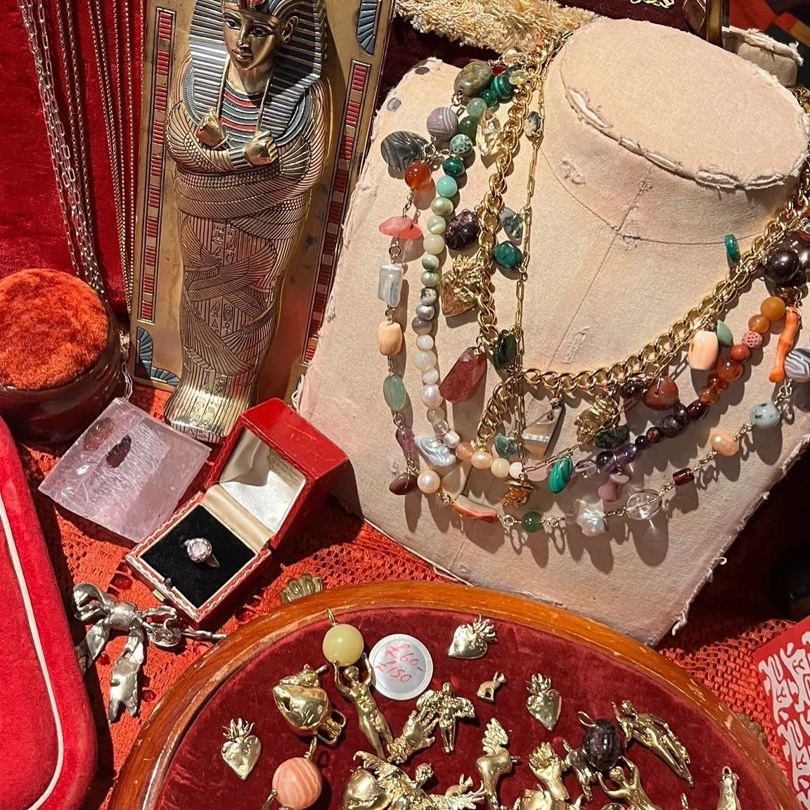 LONDON! 📯🏛️💫 I&rsquo;m packed up &amp; ready for you! Are you ready?! 🤠 I&rsquo;ll be at the @dulwichgallery @dpgevents Makers Market on the green tomorrow (Sunday 27th) from 10am - 3pm. 🌞 🍂 I&rsquo;ve prepared some new one off Amulets &amp; I 