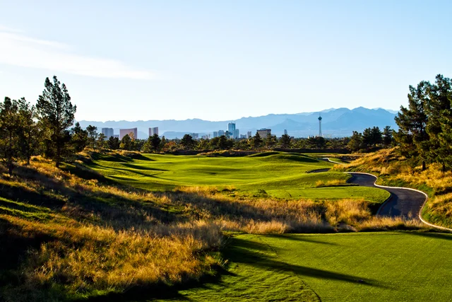 Royal Links Golf Course