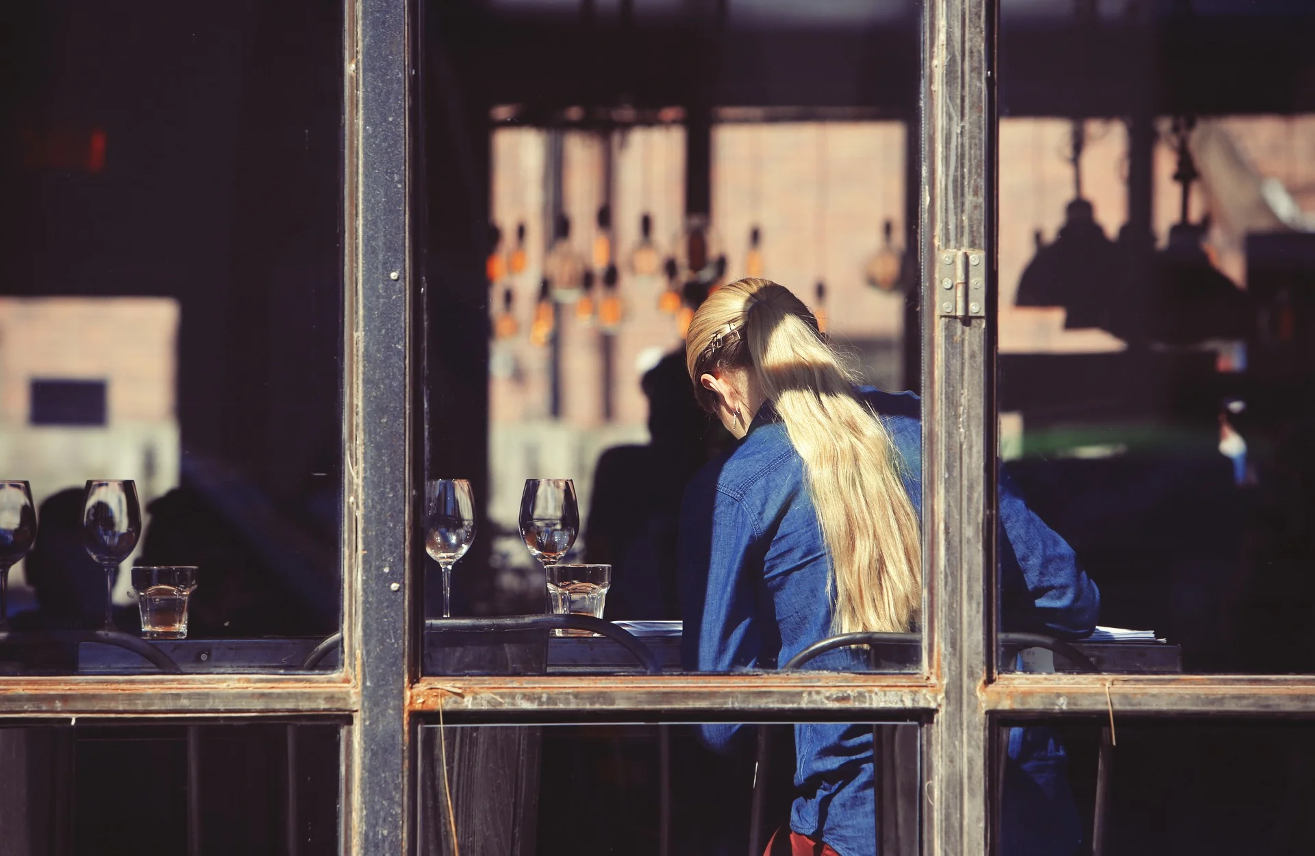 CAFE BLONDE.jpg