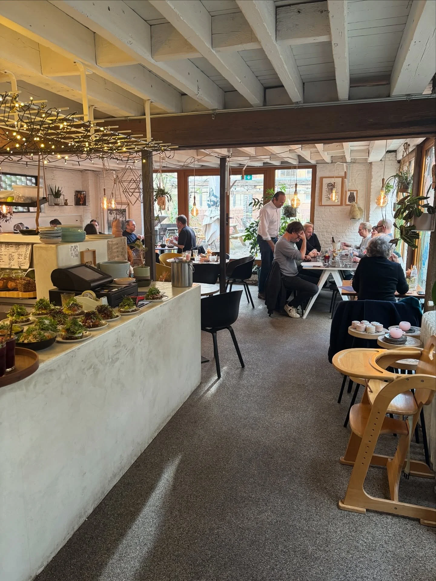 Final weekend before our winterbreak! We&rsquo;ll make it a cosy one&hellip; open today &amp; Sunday 9-16h!