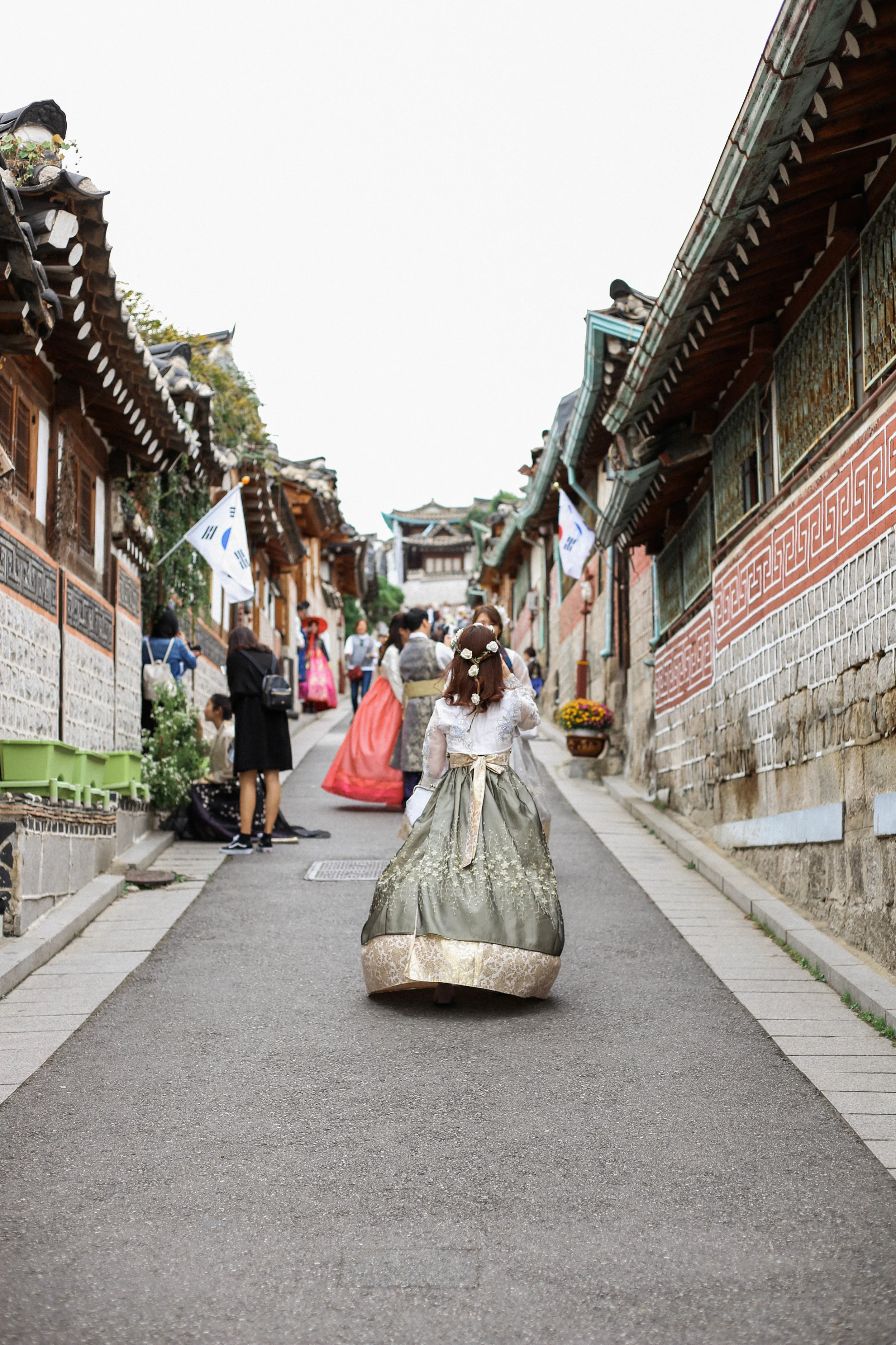 Bukchon Hanok Village, Seoul | On the Street Where We Live (aretherelilactrees.com)