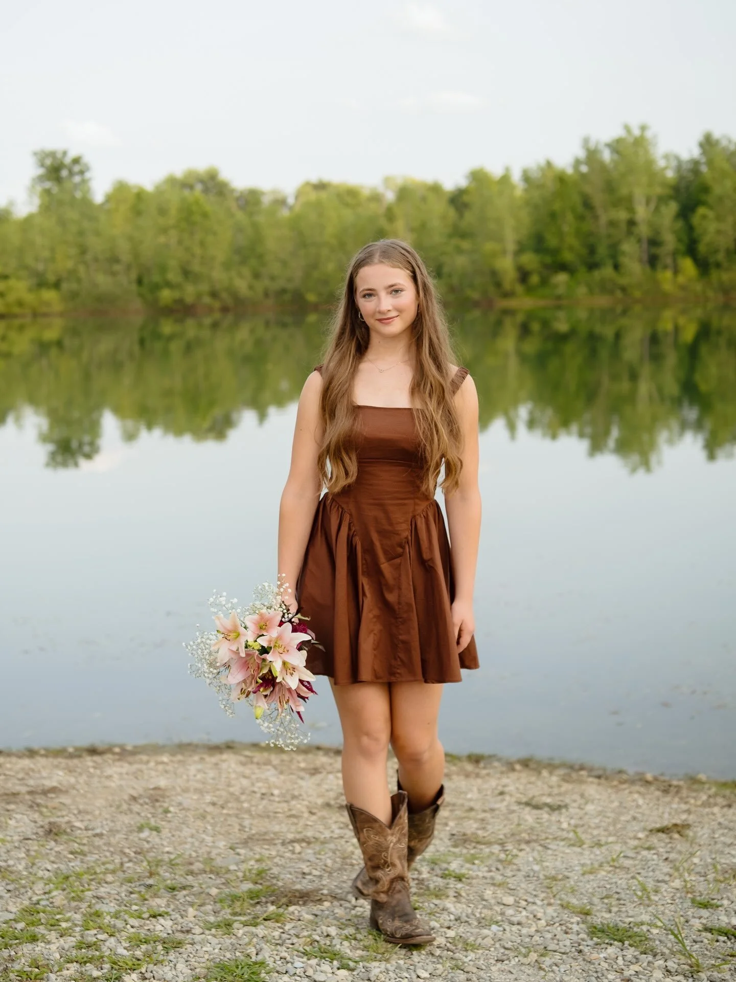 Eva.

Guerin Catholic Class of 2027. She came in with a lot of energy and we just went with it. Natural settings, bright colors, and some amazing ideas. She settled right in and we got some really great shots!

Session spots still available. Follow t