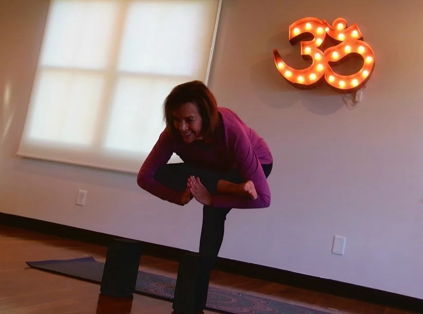 Join Shari for Hatha on Tuesdays from 6-7:15 pm where she likes to incorporate some joint mobility and activation exercises with typical Hatha yoga poses and flows!