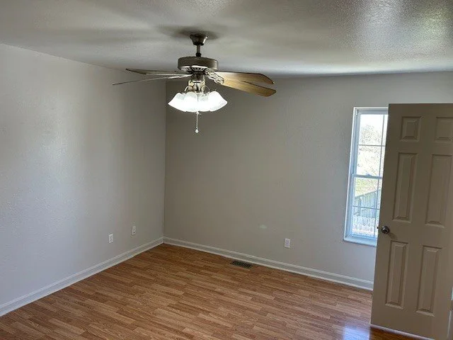 6773b21.jpg