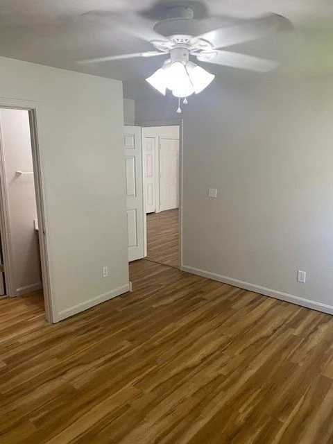 4866Ric_masterBedroom1.jpg