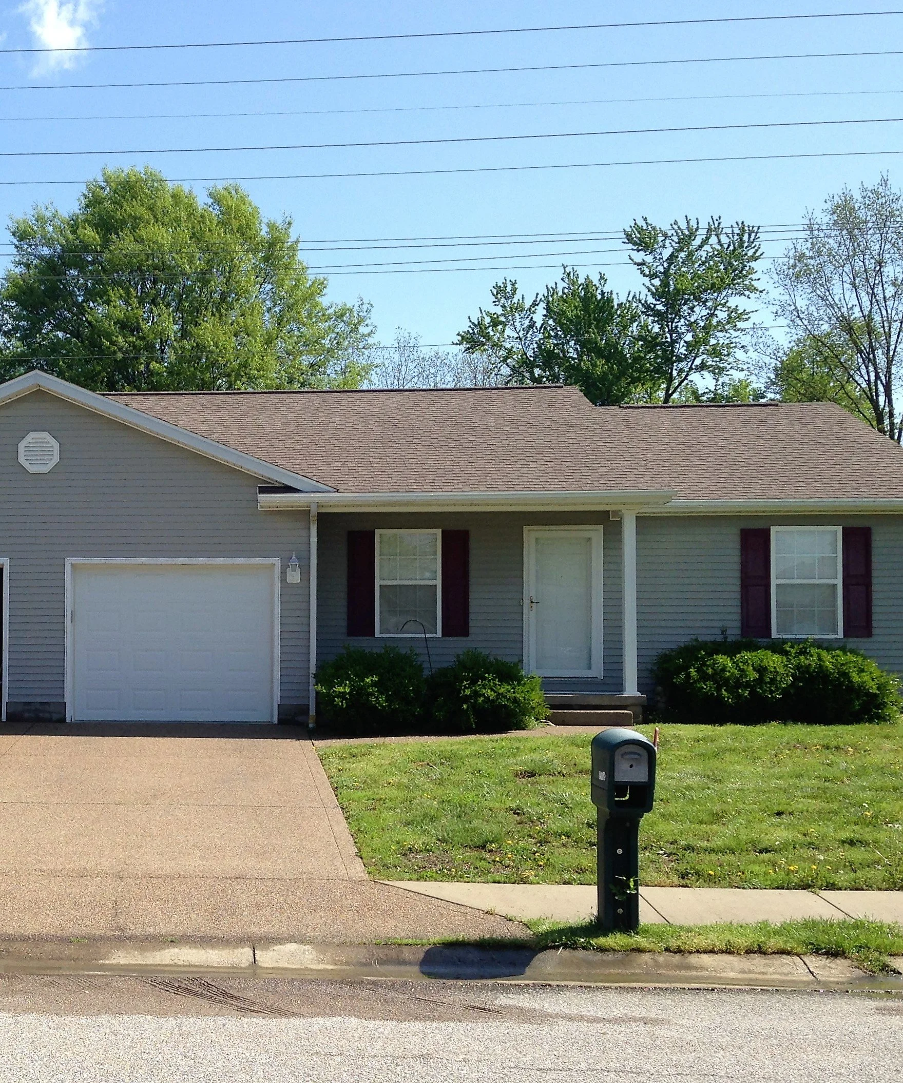 6778 Exterior.jpg