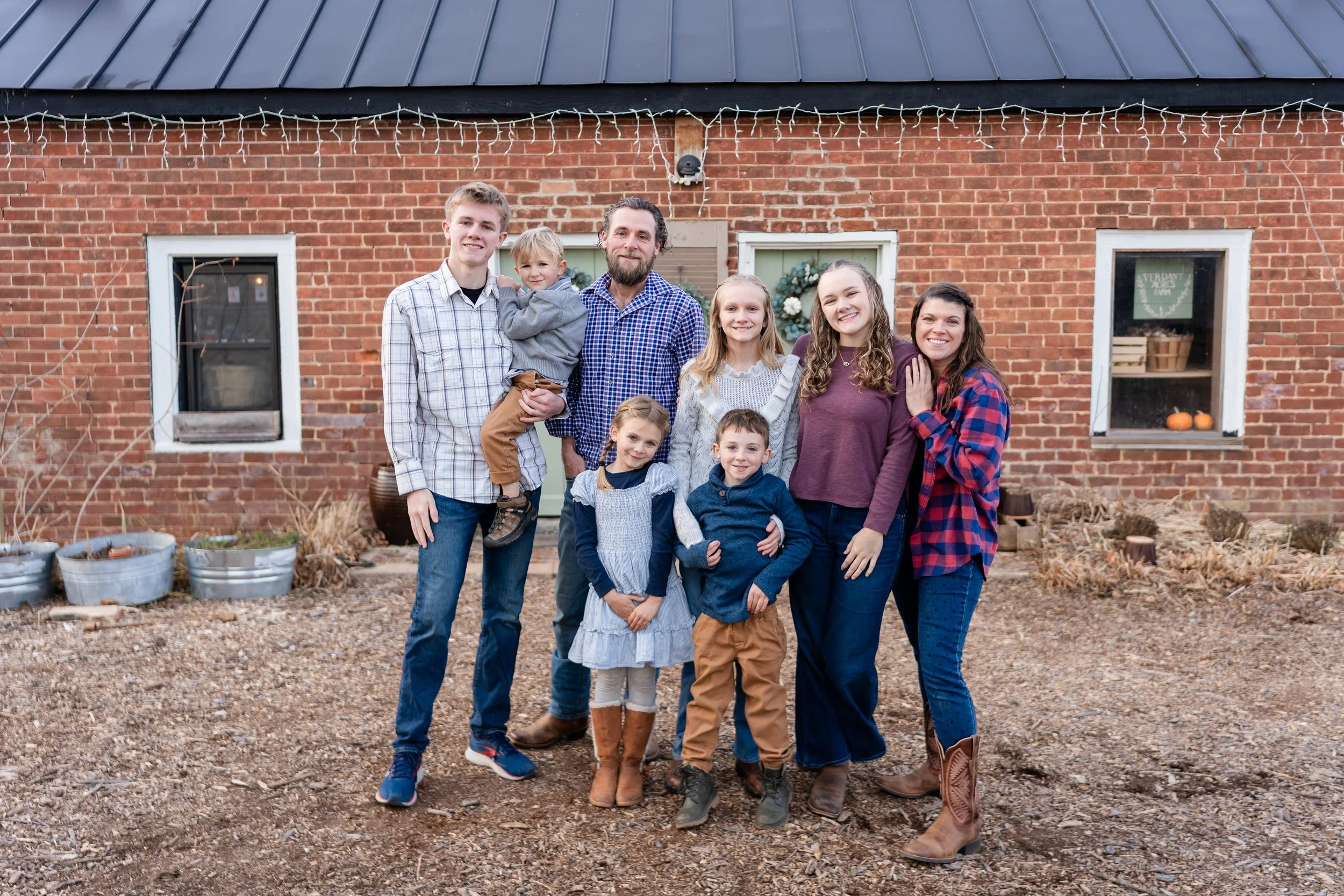 pederson-family-portrait-2025-63-2.jpg