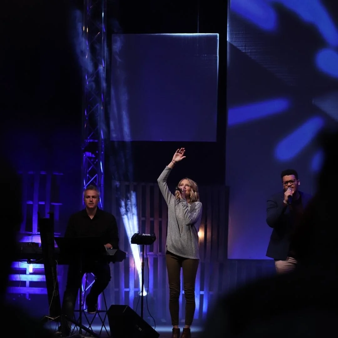 LEARNING TO WORSHIP IN THE PAIN: 3 LESSONS OBSERVED FROM MY FRIEND EMILEE JOYNER 