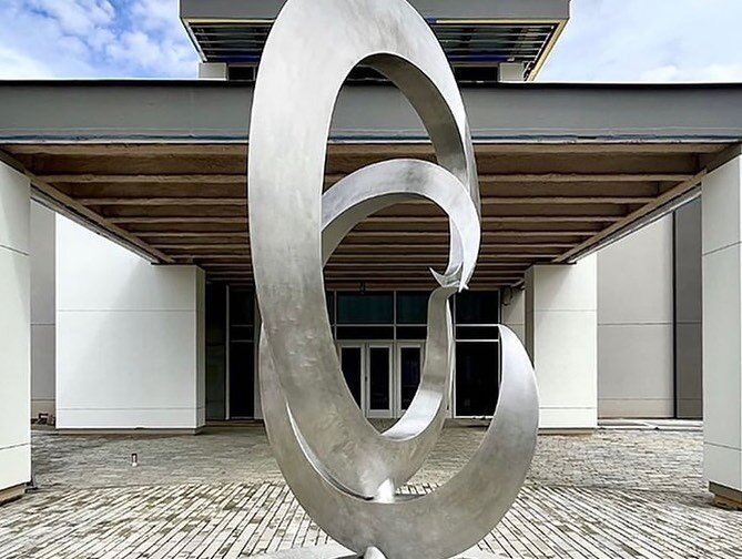 BALANCING CONVERGENCE at the entrance to the Bristol Event Center is a work by Sculptors Guild Member Eric Laxman @ericlaxman. The stainless steel abstraction of the initials &ldquo;B&rdquo; and &ldquo;C&rdquo; is 11&rsquo;tall  @bristoleventcenter_c