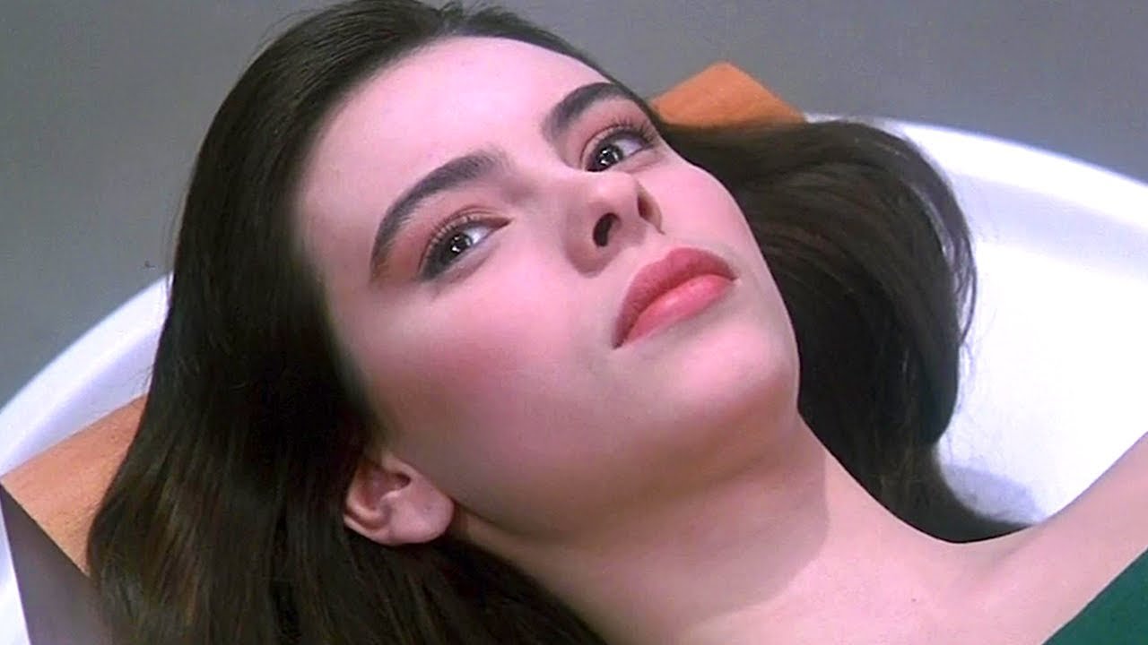 Lifeforce (1985)