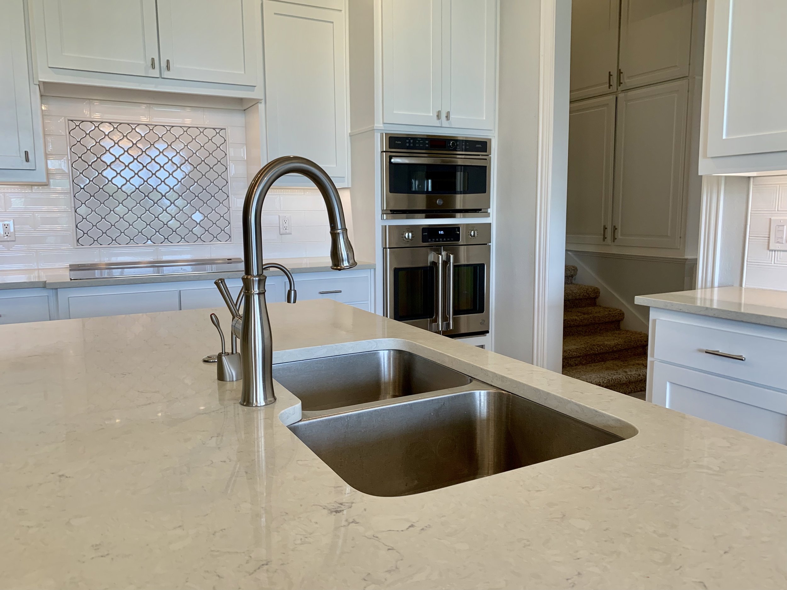 Sink & Backsplash