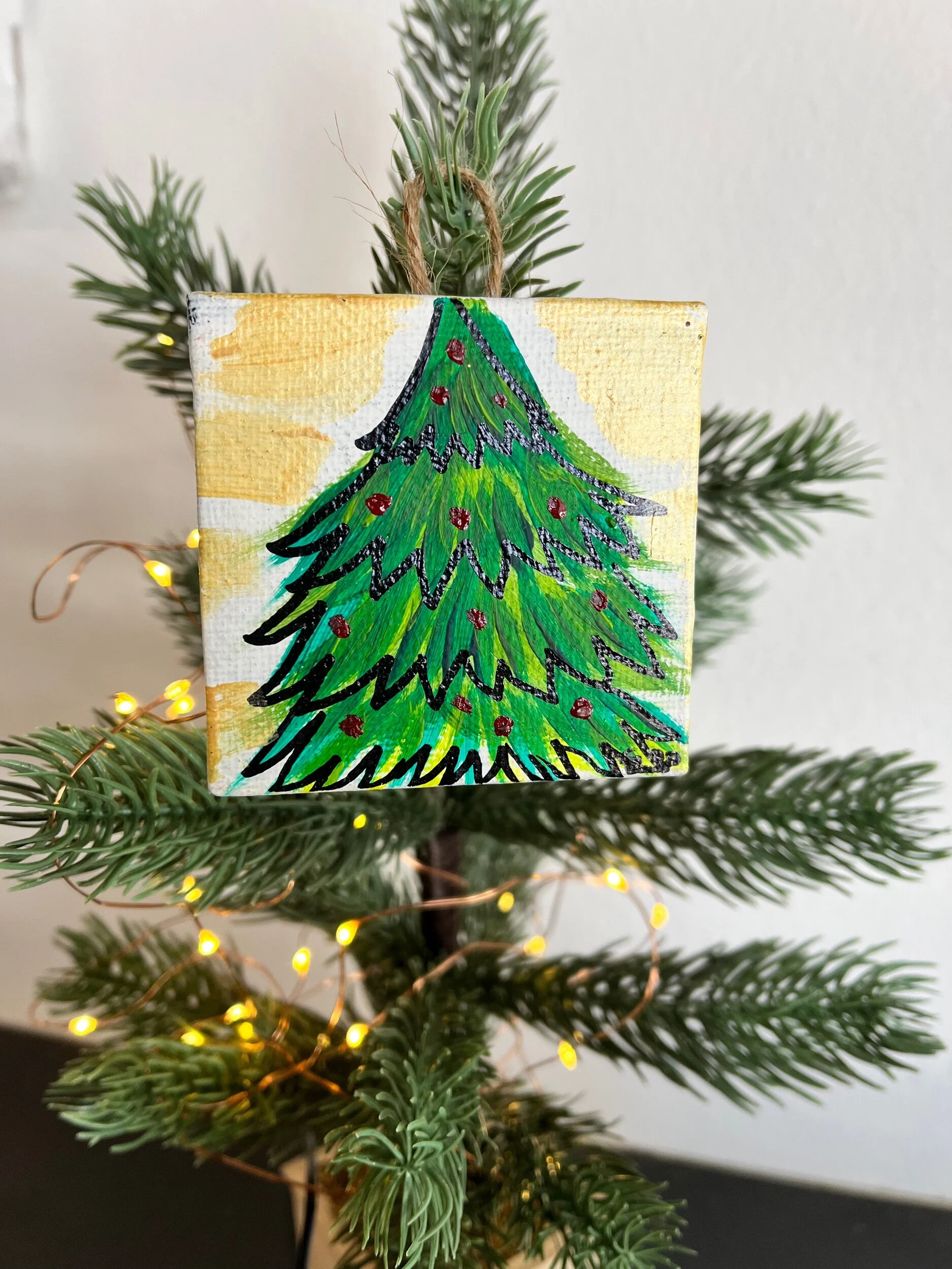 9BAFC220-3F4E-4256-97C6-60B32A30268E