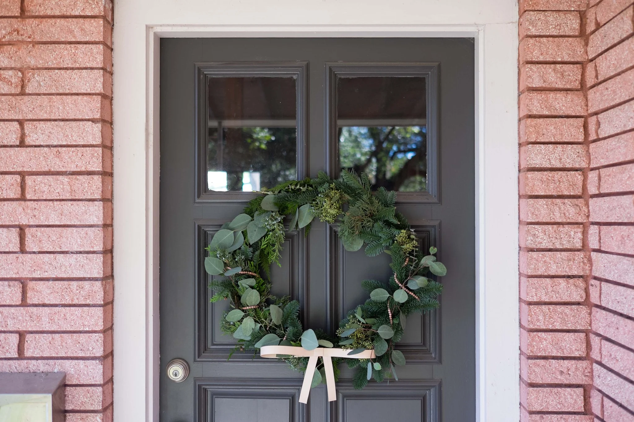 Love_Ding_Blog_DIY_Living_Wreath_Renovation_ Front_Door-1.jpg