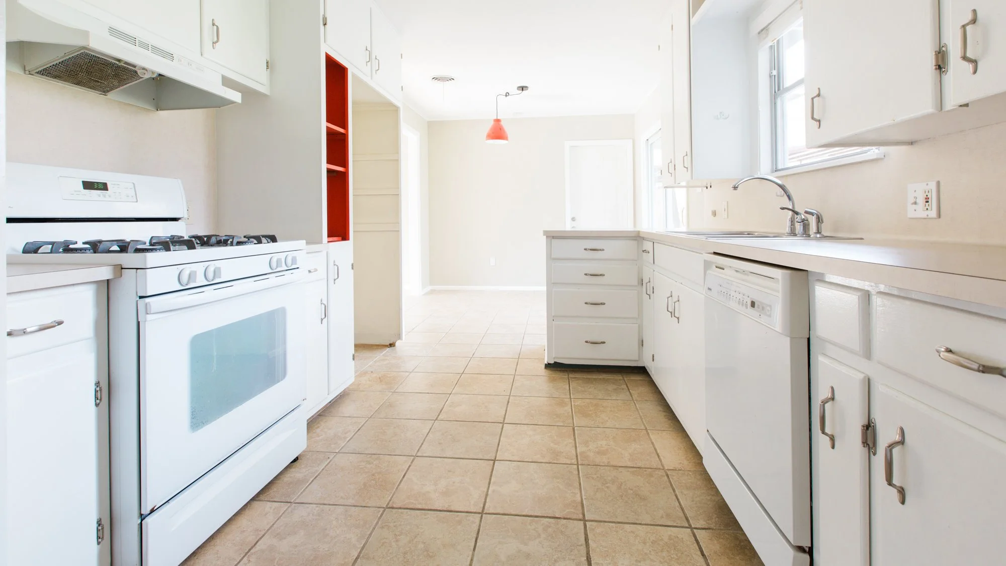 Love_Ding_Blog_Home_Renovation_Ranch_Kitchen_Before_Diana_Ascarrunz_Photography.jpg