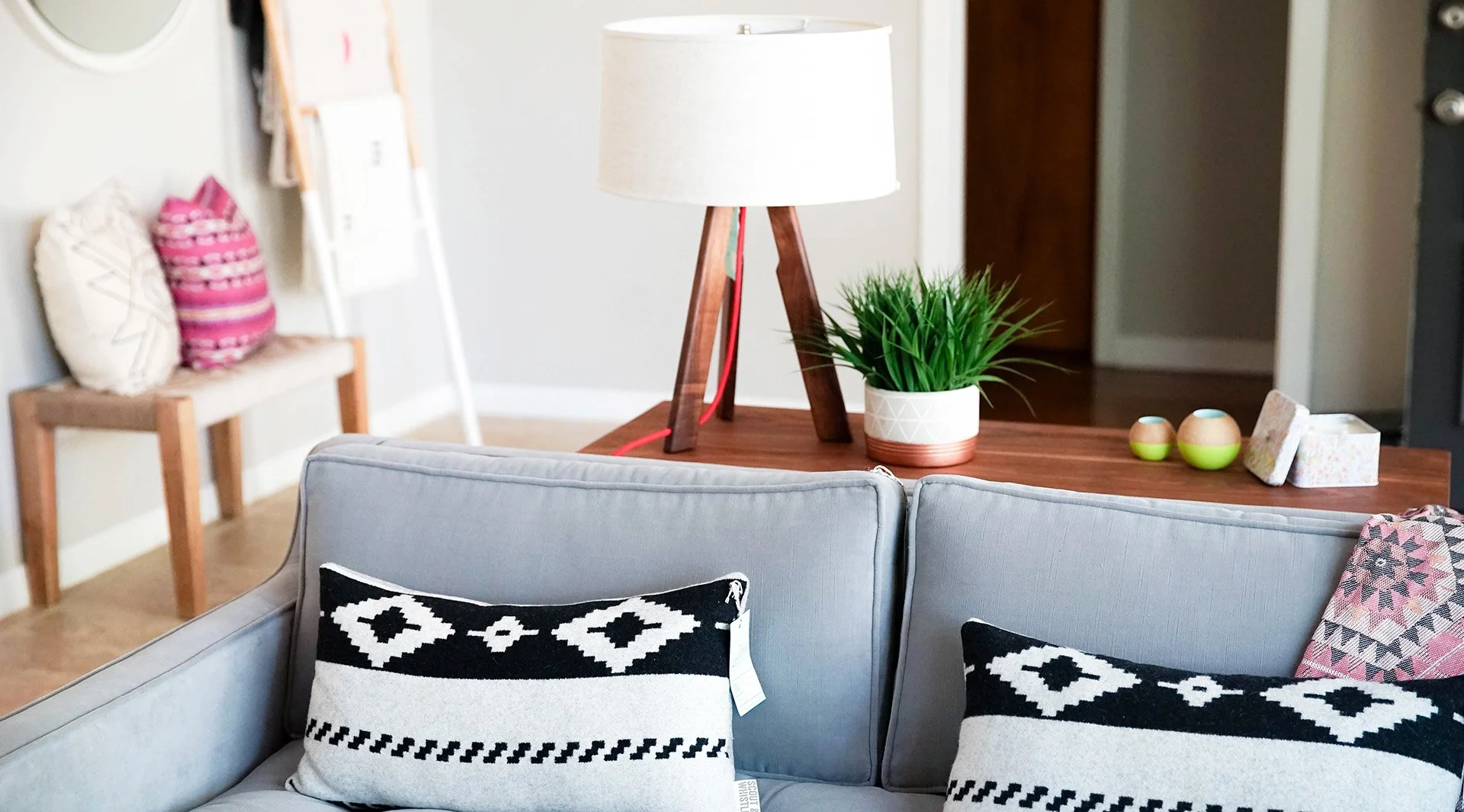 Love_Ding_Blog_Get_To_Know_My_Services_Introducing_Love_ding_Home_Staging_Interior-Styling-Services.jpg