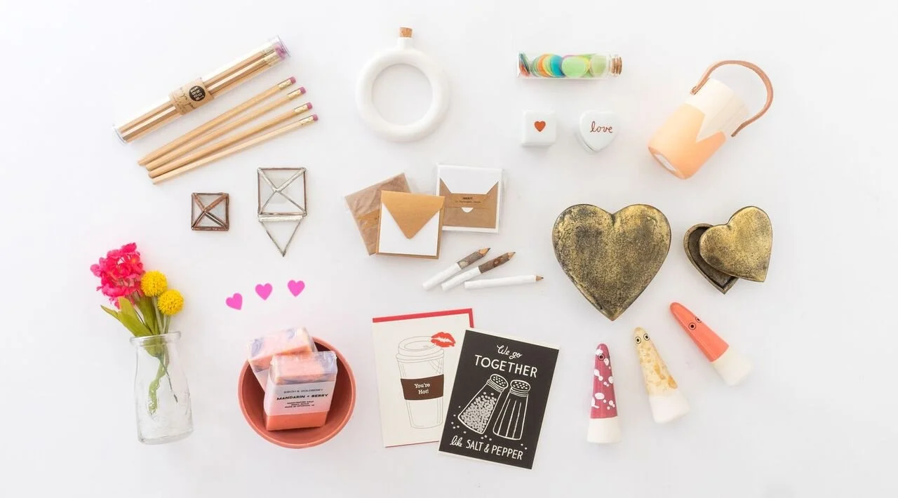 Love_Ding_Blog_LInks_I_Love_Valentines_Gift_Guide_Feature.jpg