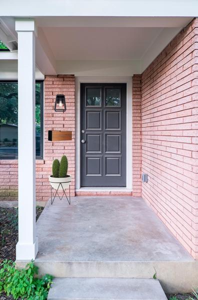 Love_Ding-Blog_Home-Renovation_Project-Renovateding_Hello_Mr_Postman_Best_Mailbox_Option_5.jpg