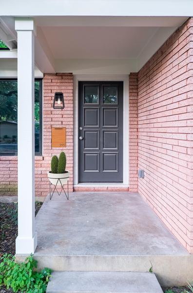 Love_Ding-Blog_Home-Renovation_Project-Renovateding_Hello_Mr_Postman_Best_Mailbox_Option_6.jpg