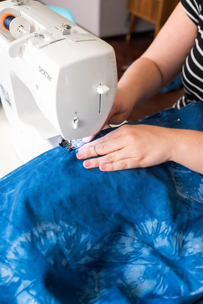 Love_Ding_Blog_DIY_Indigo_Dyed_Dog_Bed_2.jpg