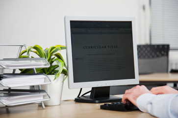 6-Danger-Signs-to-Watch-Out-For-in-a-Bad-Resume-and-Cover-Letter-e1404985171678.png