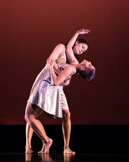 studios_onstage_1_websize.jpg