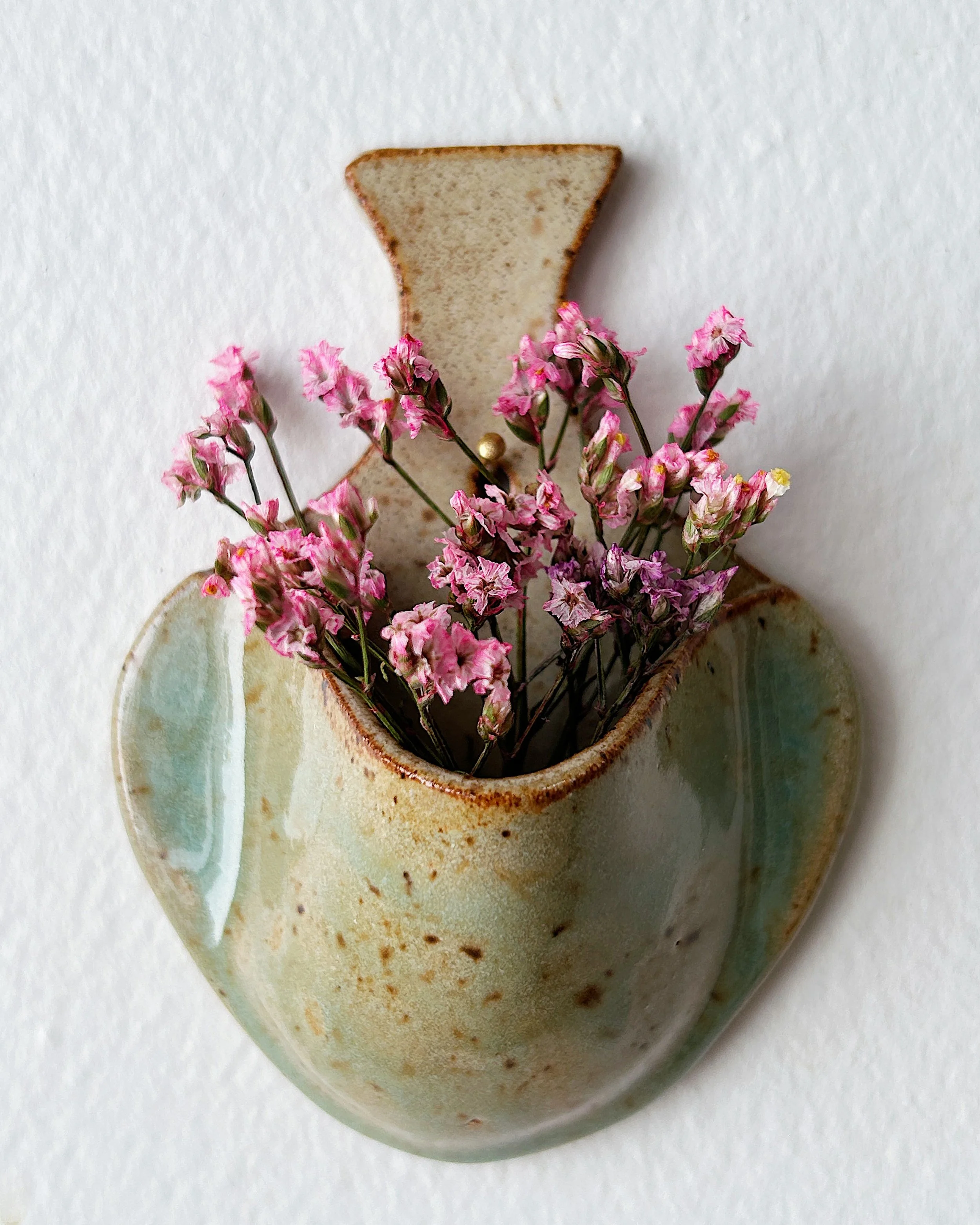 Vase S — Raspberry Buttercream 02.jpg