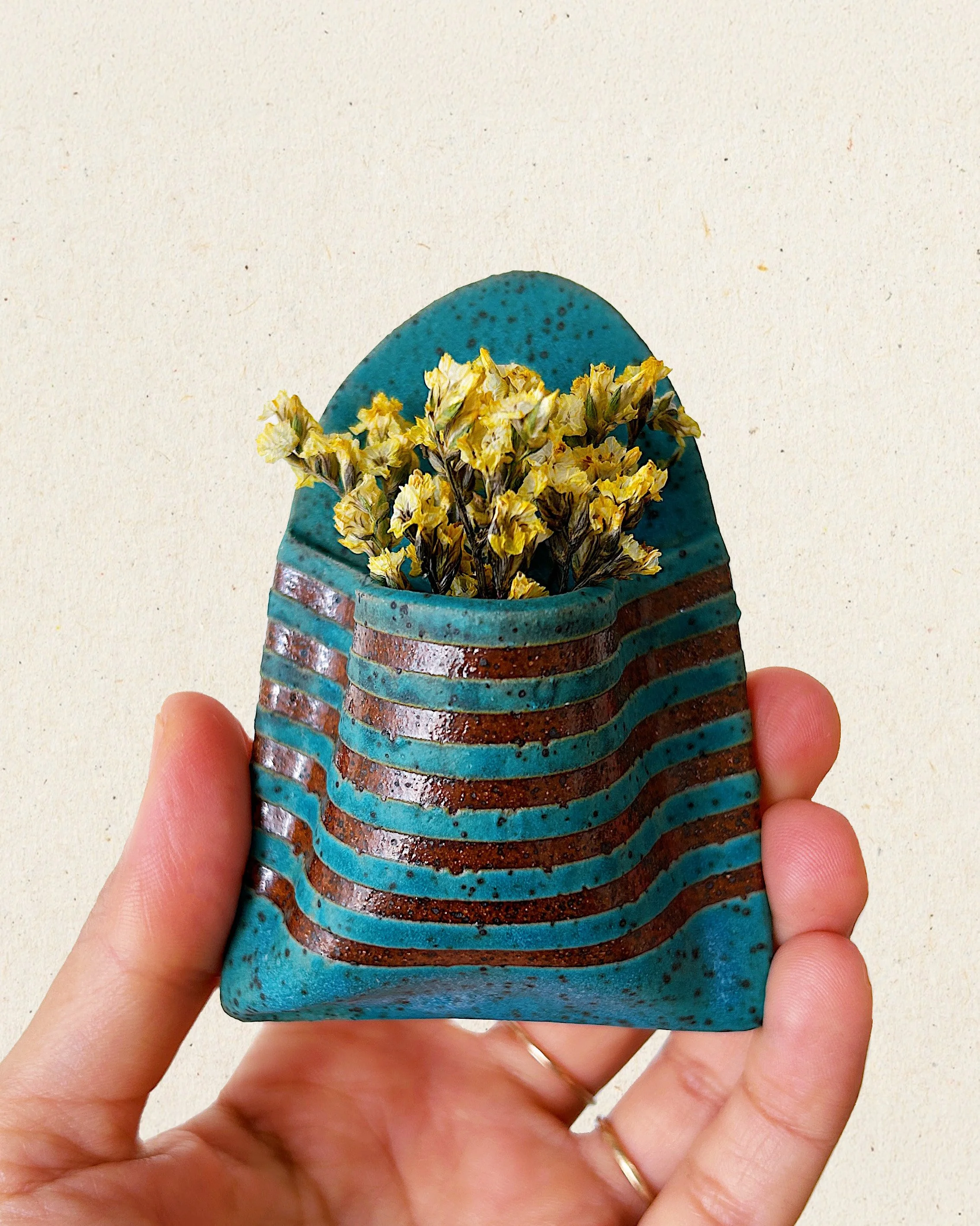 Magnet — Raspberry Slushie 02.jpg