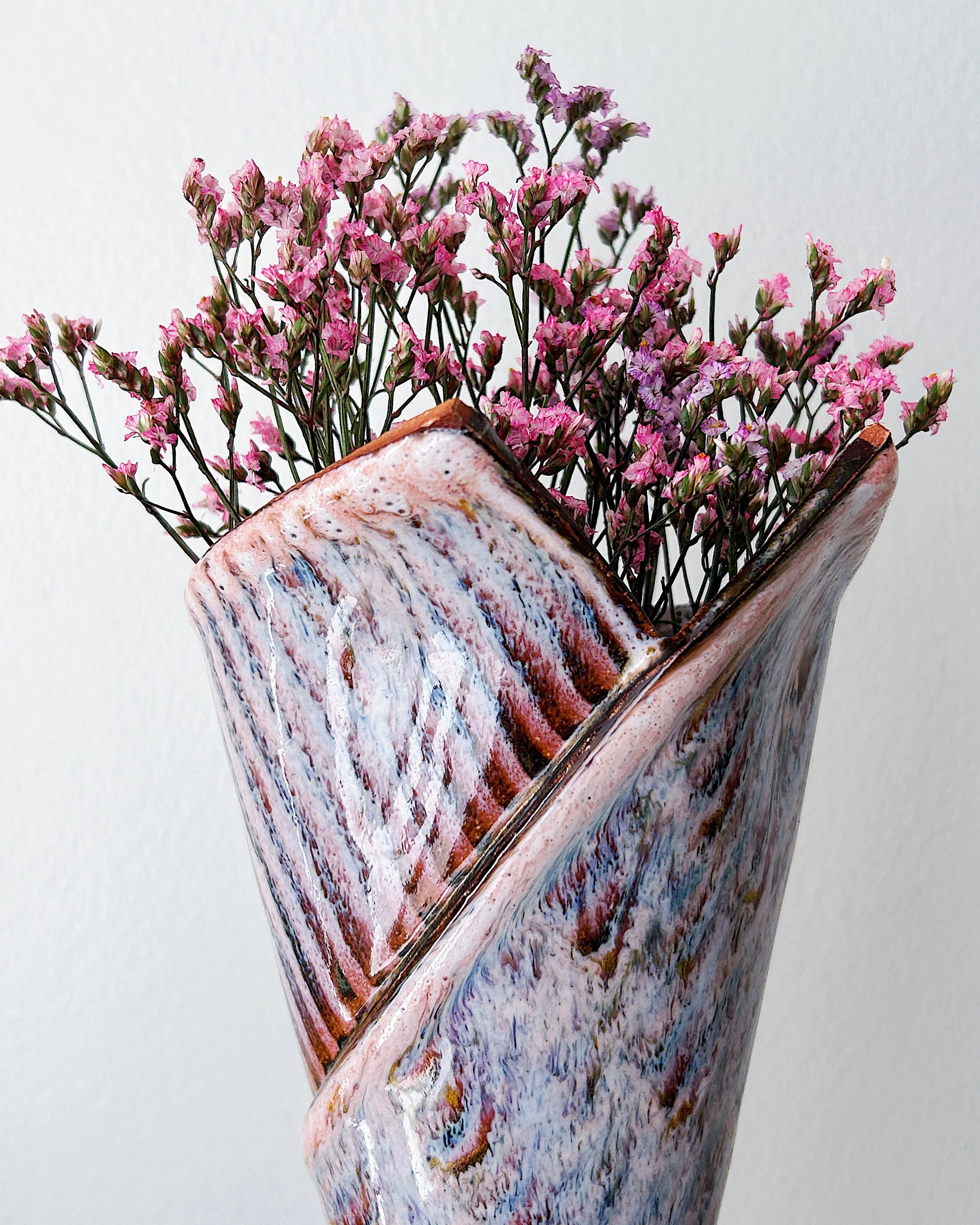 Cone XL — Strawberry Chocolate 01.jpg
