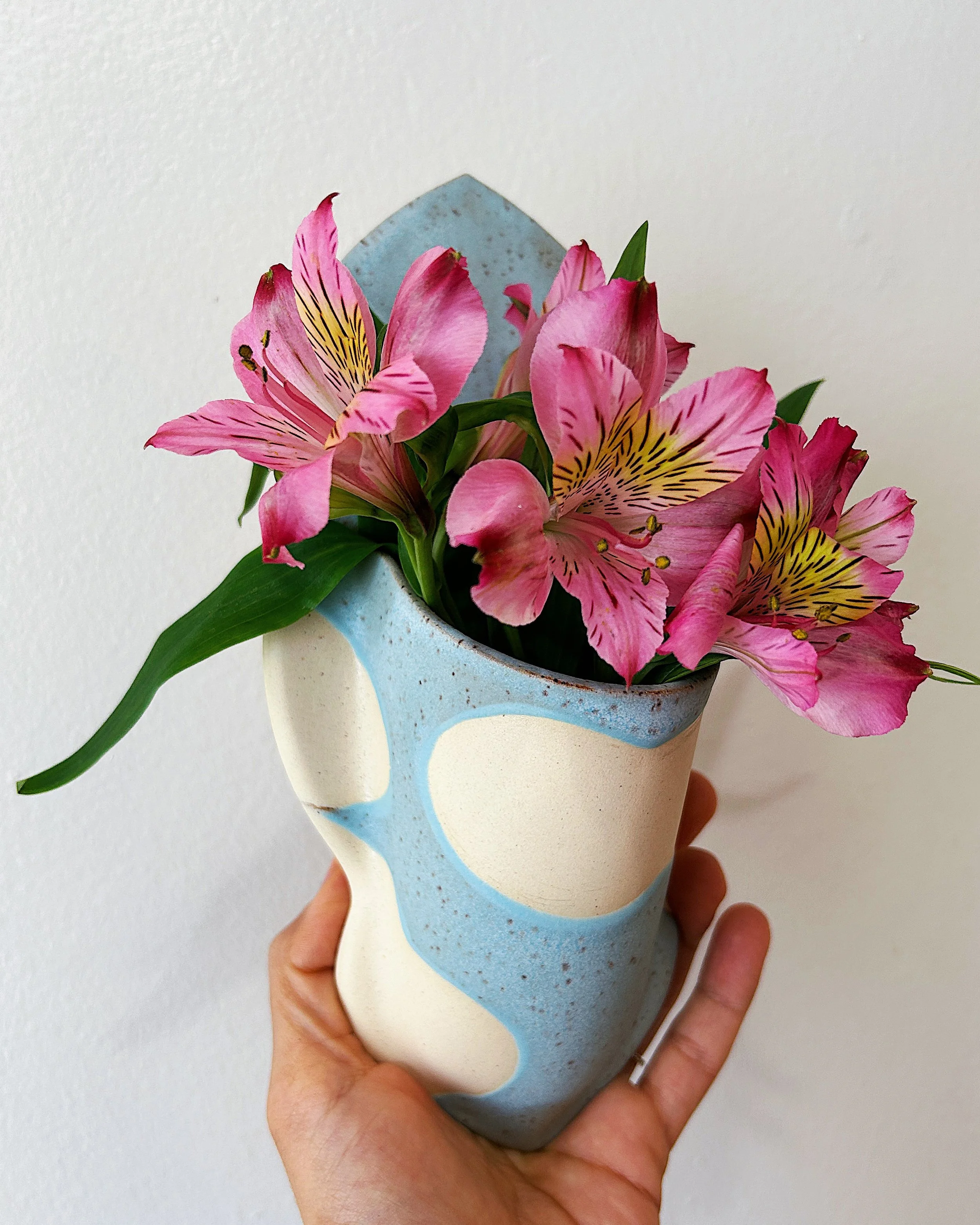 Gender Reveal Cake 05.jpg