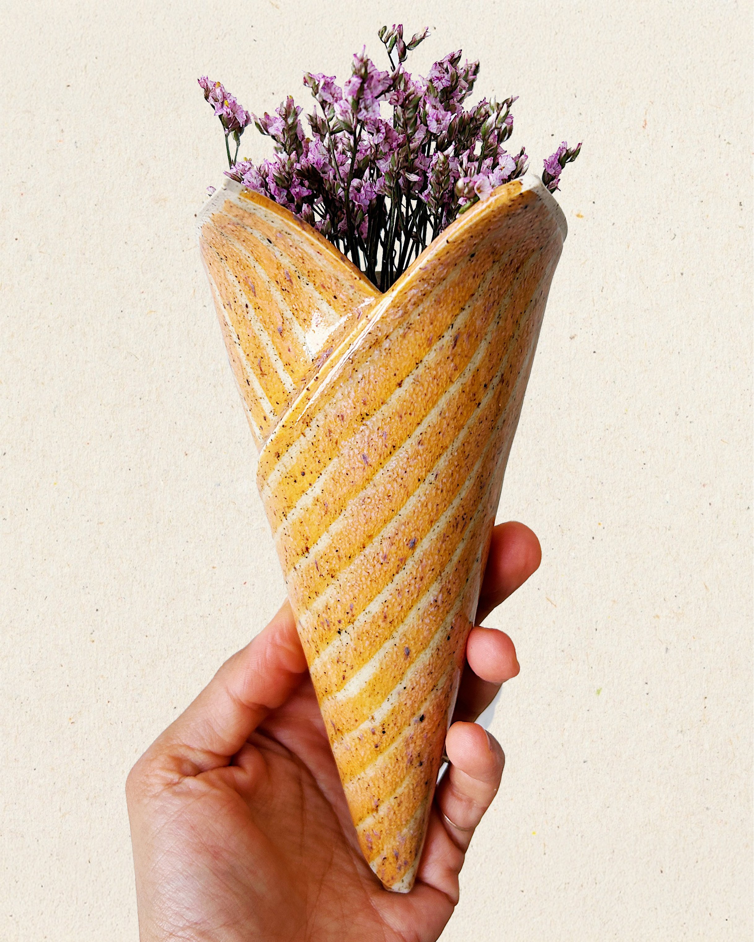Cone Mango Stickey Rice 02.jpg