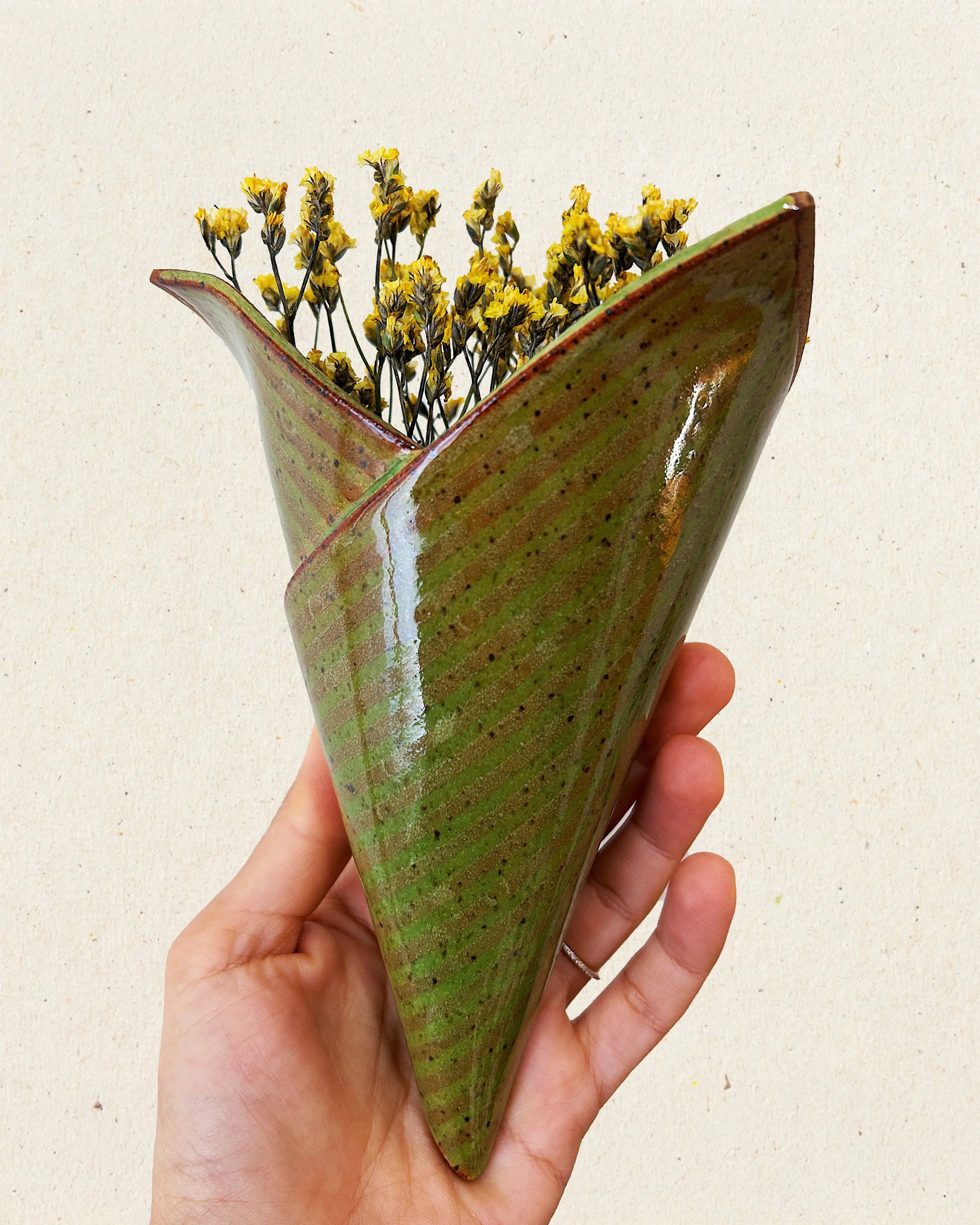 Pistachio Honey Cake 01.jpg