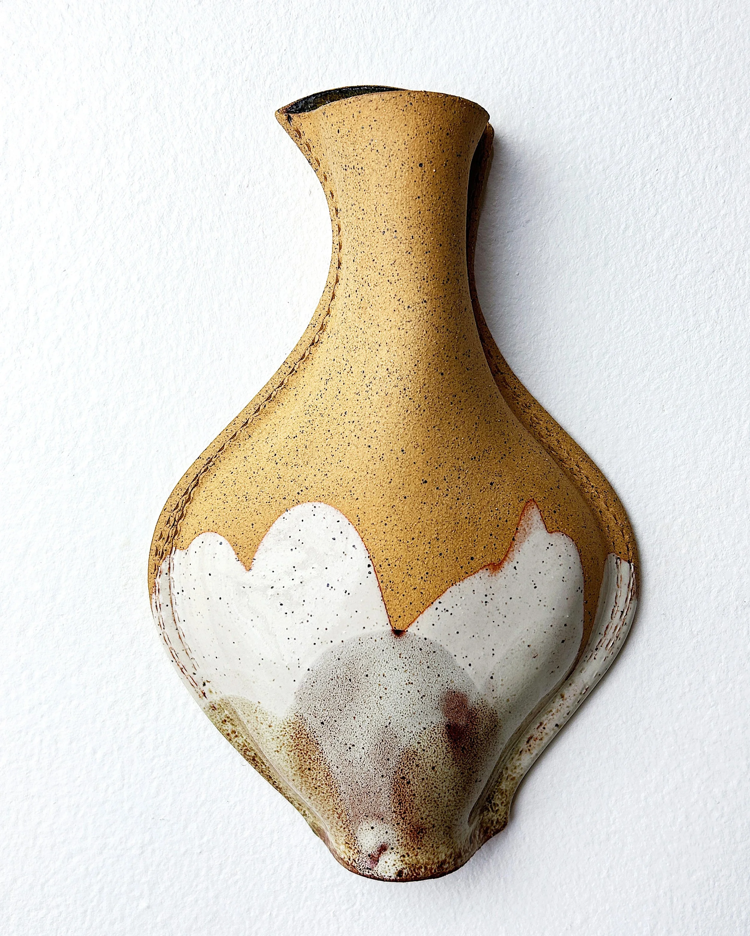 Wall Vase — Caramel Eclair 04.jpg